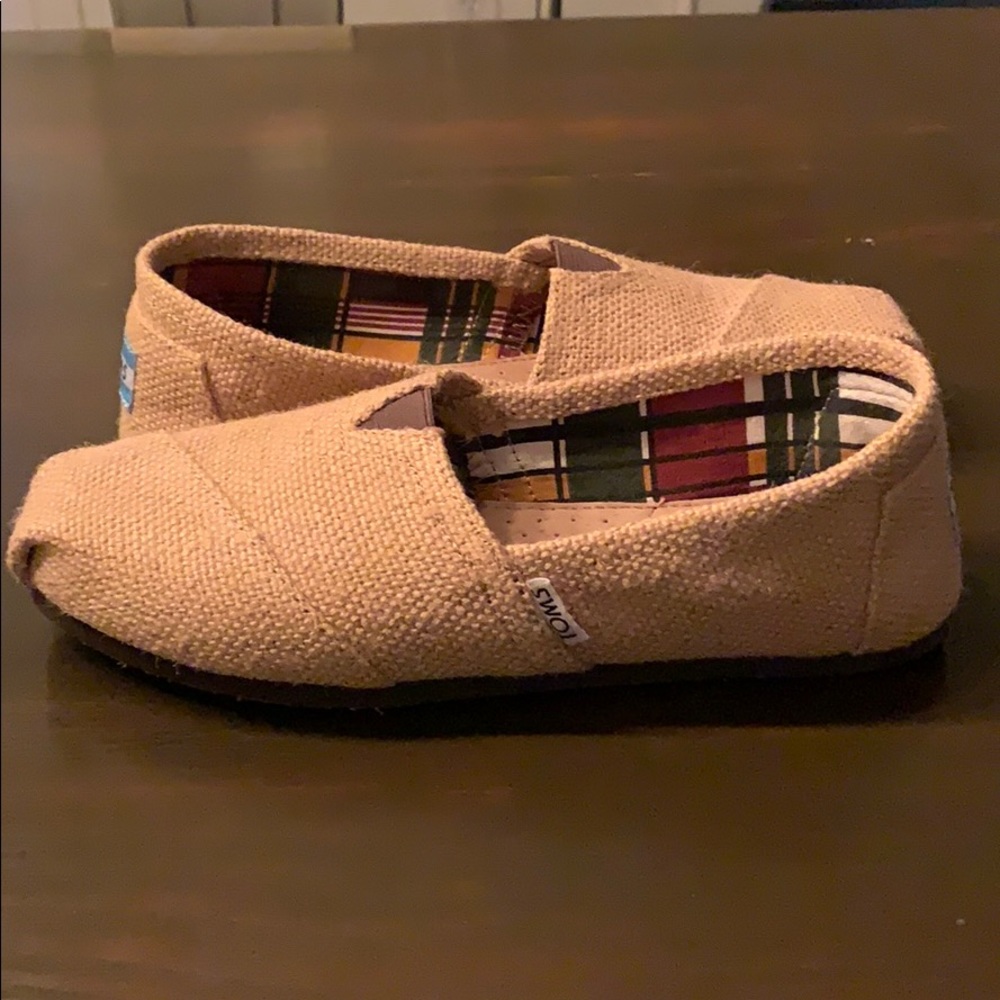 Brand New. Never Been Worn.